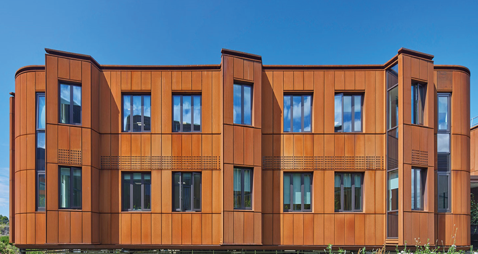 Catkin Centre and Sunflower House at Alder Hey Children's Hospital